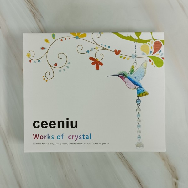 ceeniu Works of art of crystal, Ornaments of cryst...